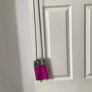 Lululemon Crossbody Phone Holder